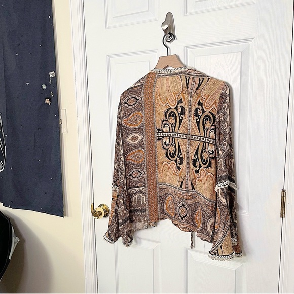 ✧・゚groovy paisley open-front top - Picture 8 of 9